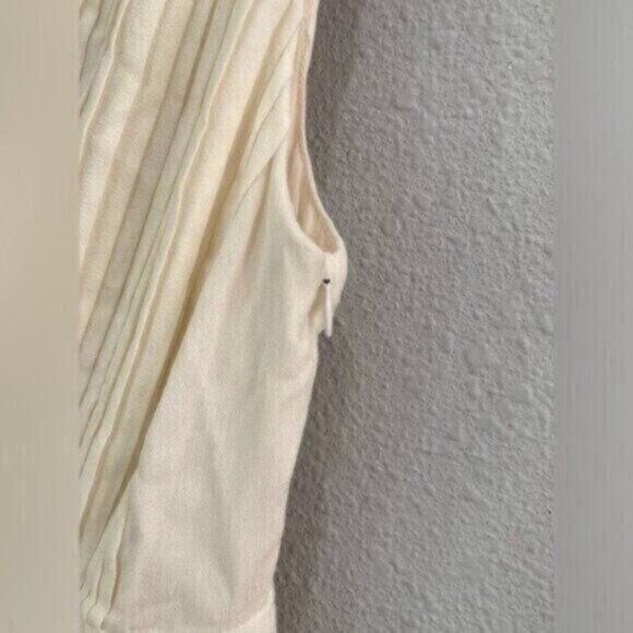 ALC Silk Plunge Feminine Mini Dress Contemporary Cocktail Party Holiday Pleated - Picture 4 of 8